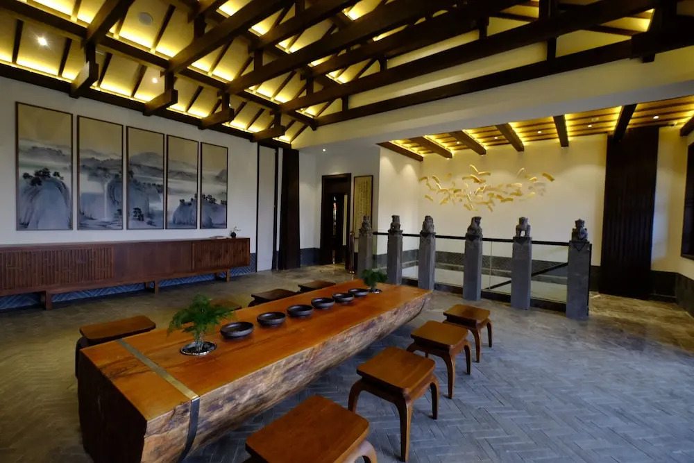Ven Courtyard