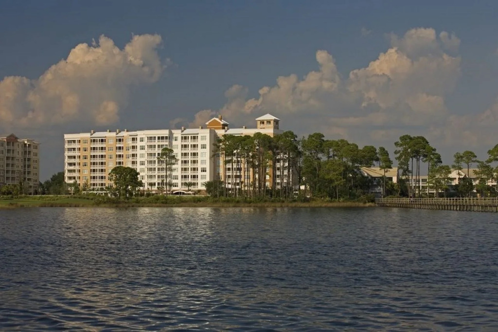 Sterling Resorts - Reflections at Bay Point