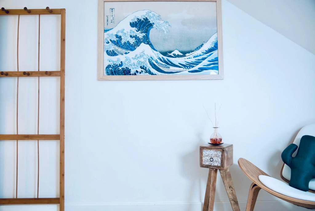 Lotus Gogh Apartment