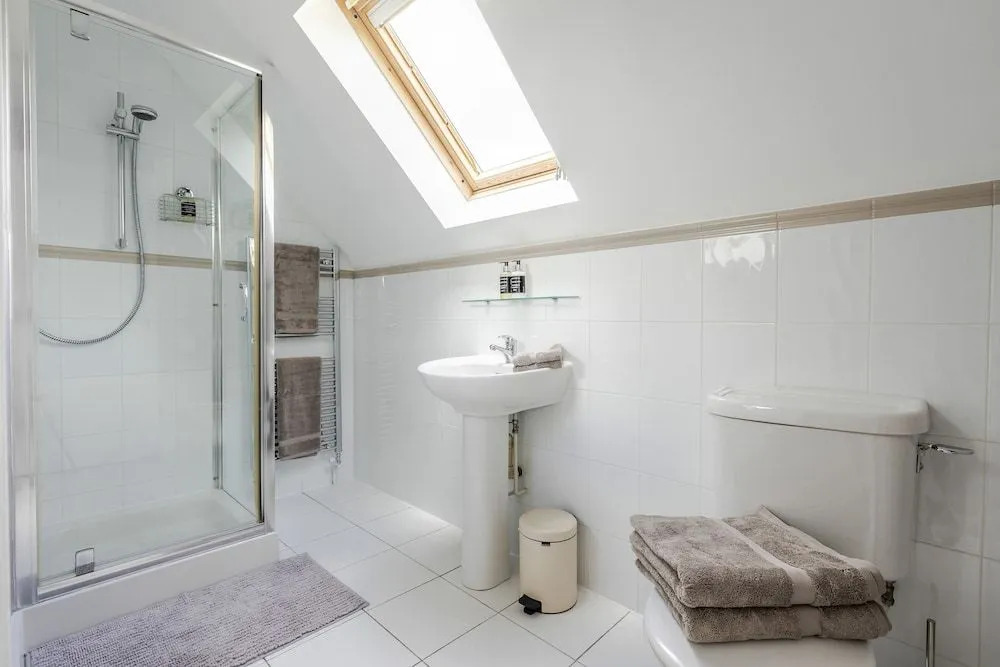 Cotswold Lodge