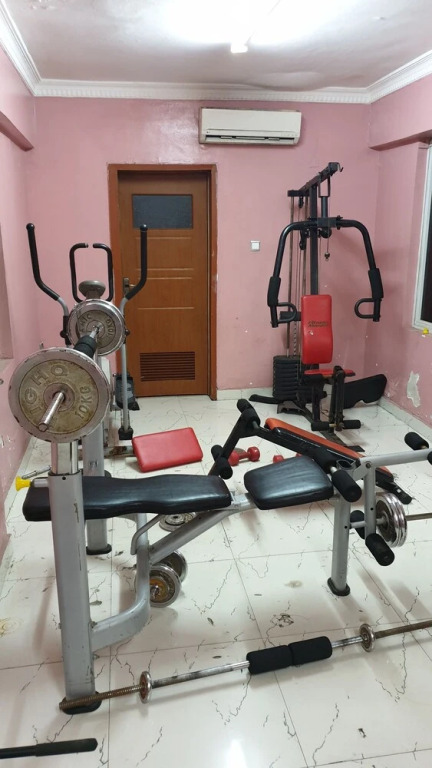 Sim court 1 safe court apartment