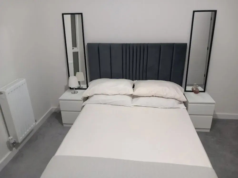 Tranquil Loughton Apartment Retreat