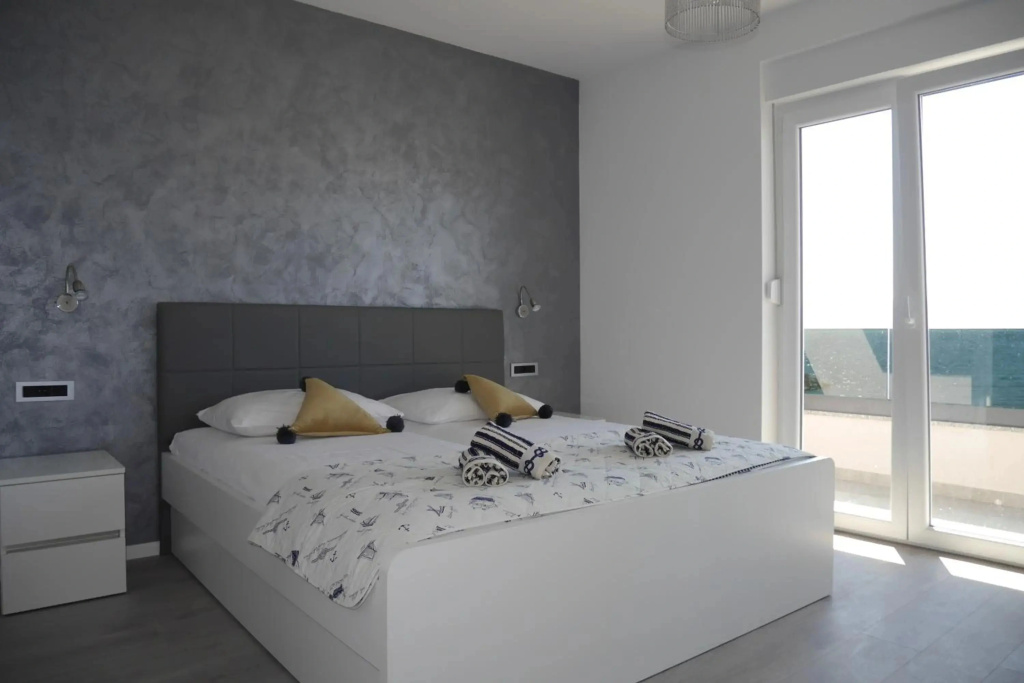 Luxury Apartments Beach