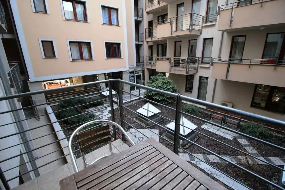 Broadway Apartment near Opera