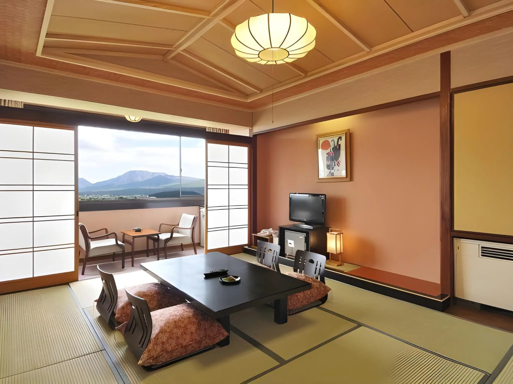 Aso Plaza Hotel