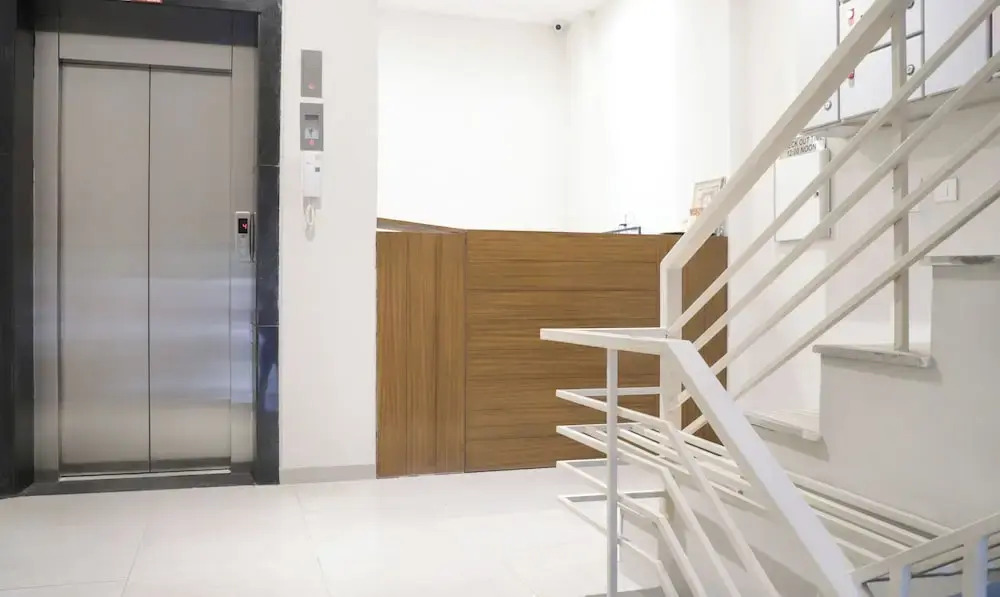 Hotel Kamron Airport Rd Sector 78 Mohali