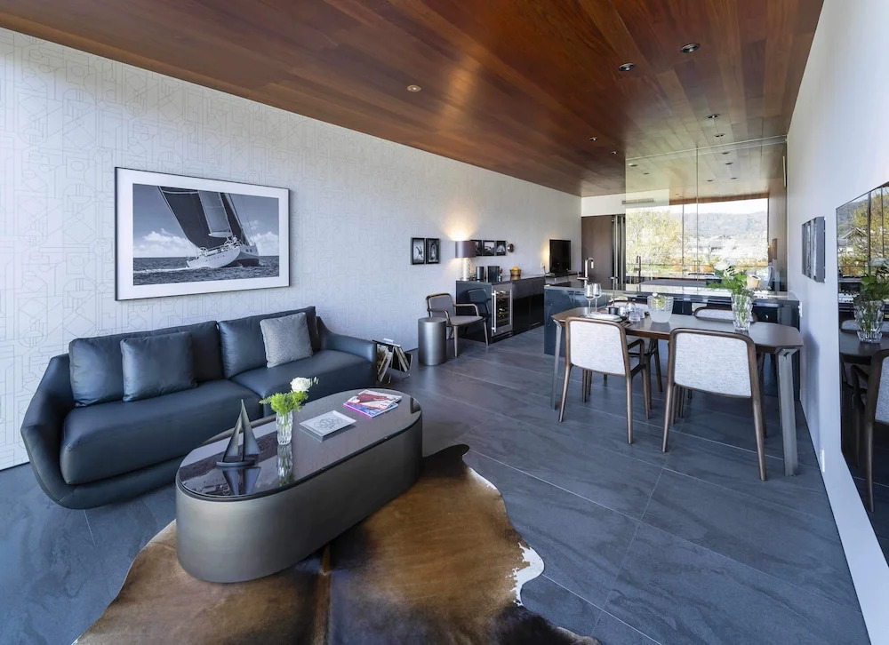 Kamo Residences by Reflections