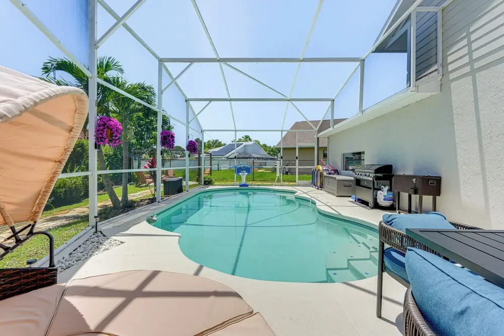 Disney Getaway w/ Private Hot Tub 14 Mi to Parks