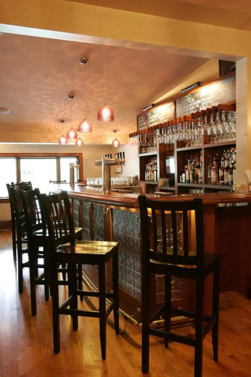 Springside Inn