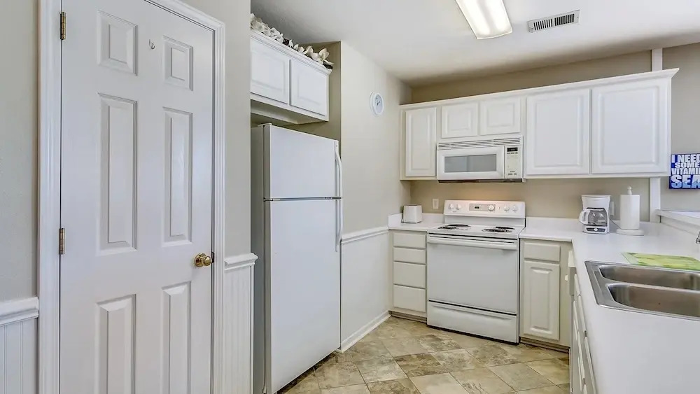 Fifty-seven Sea This Spacious And Beautiful Condo Overlooking Pond And 4th Hole 3 Bedroom Condo by Peace Vacations