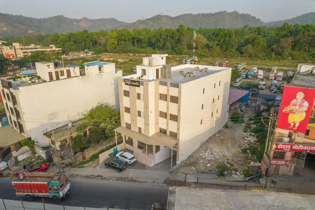 Hotel Ayu Suites