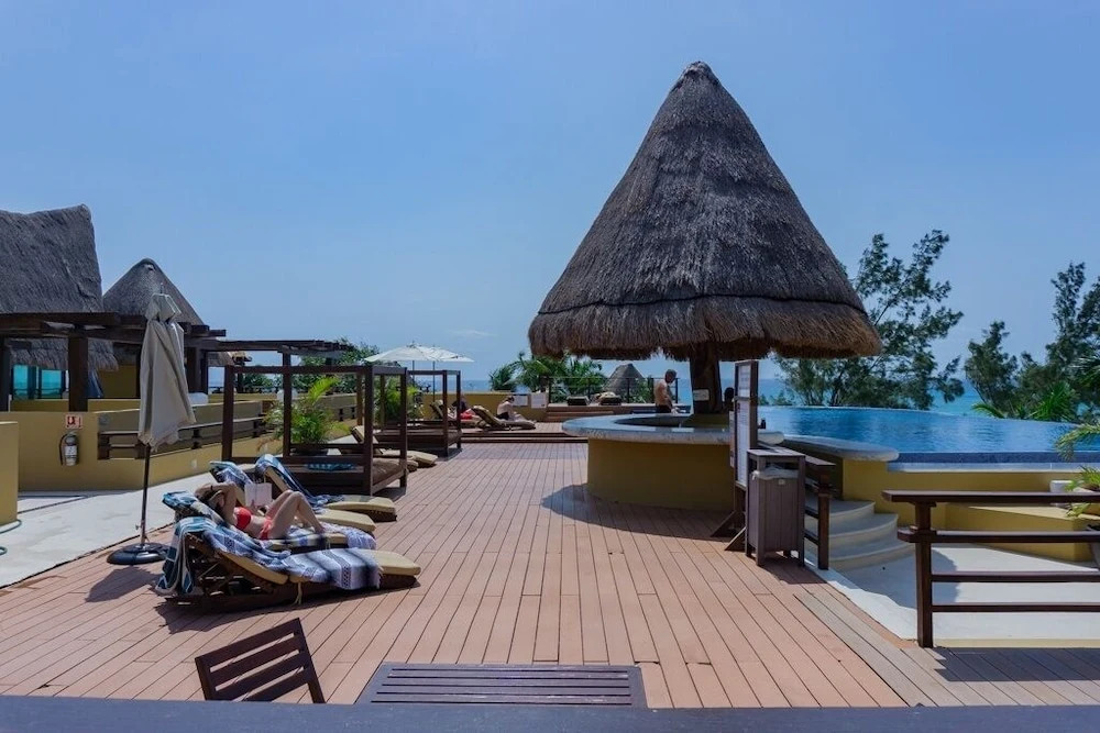 Casa Soleada 2 Bedroom Condo by RedAwning
