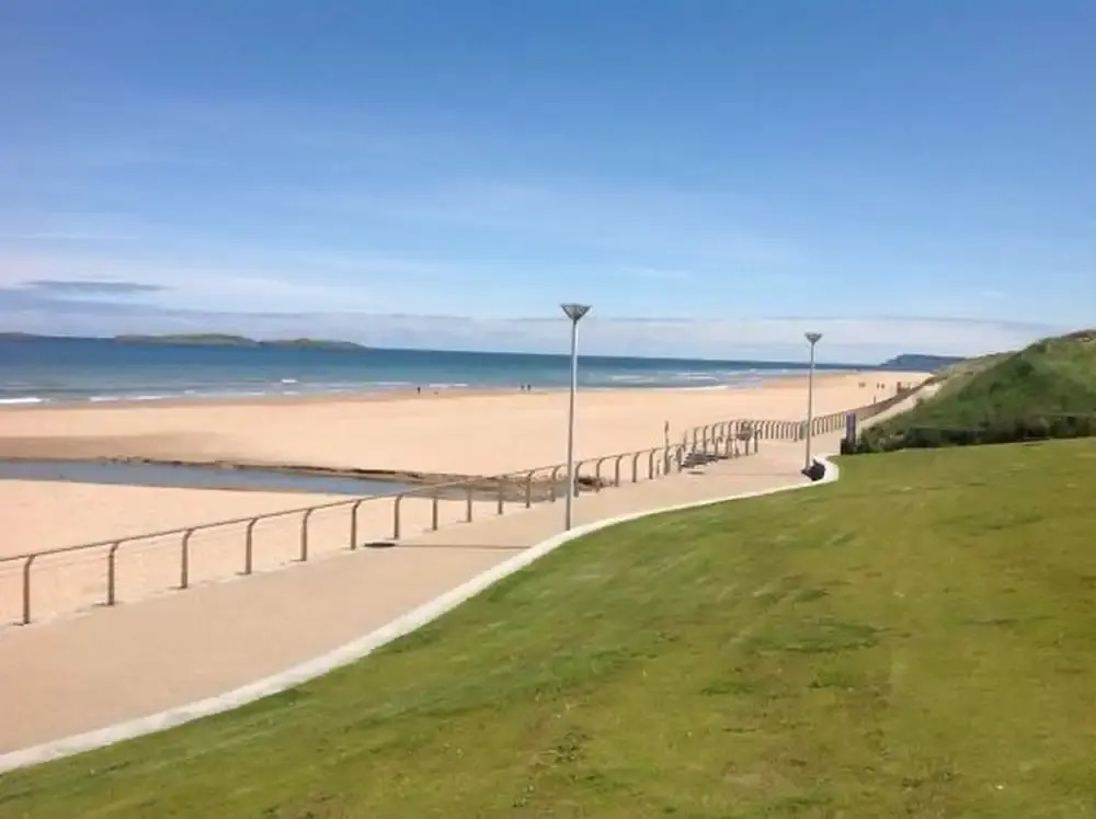 3Bd Portrush Apartment Beach & Golf Escape