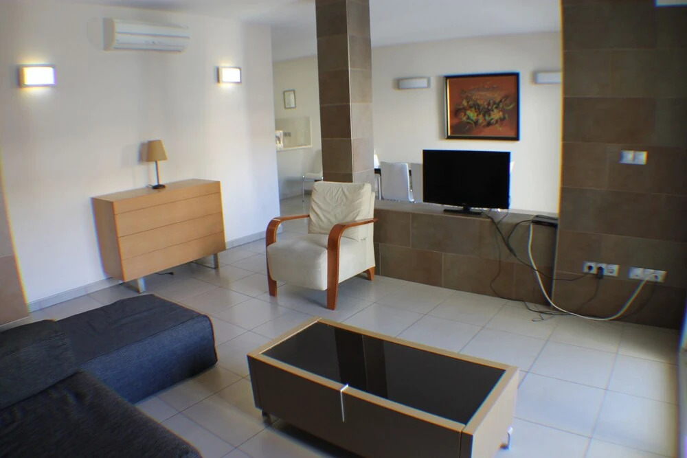 Agi Drugstore Apartments