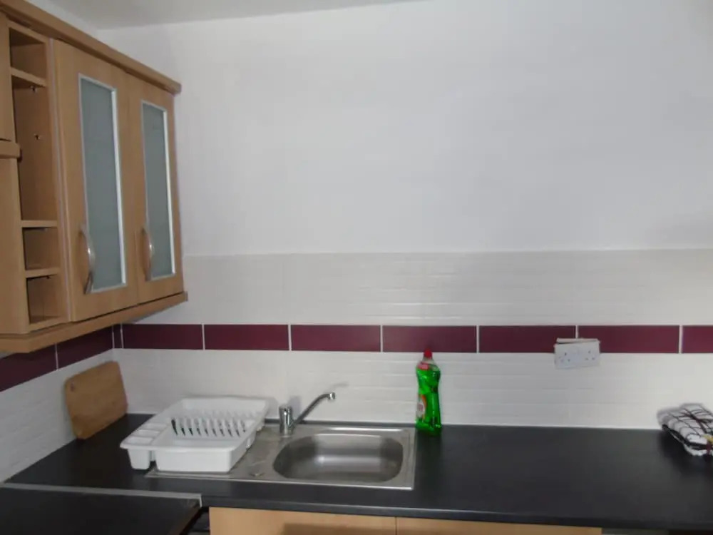 Beautiful 4-Bed Apartment