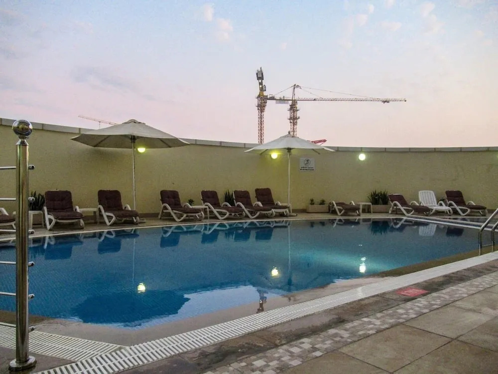 Prime Studio With Scenic Water Views in Jlt!