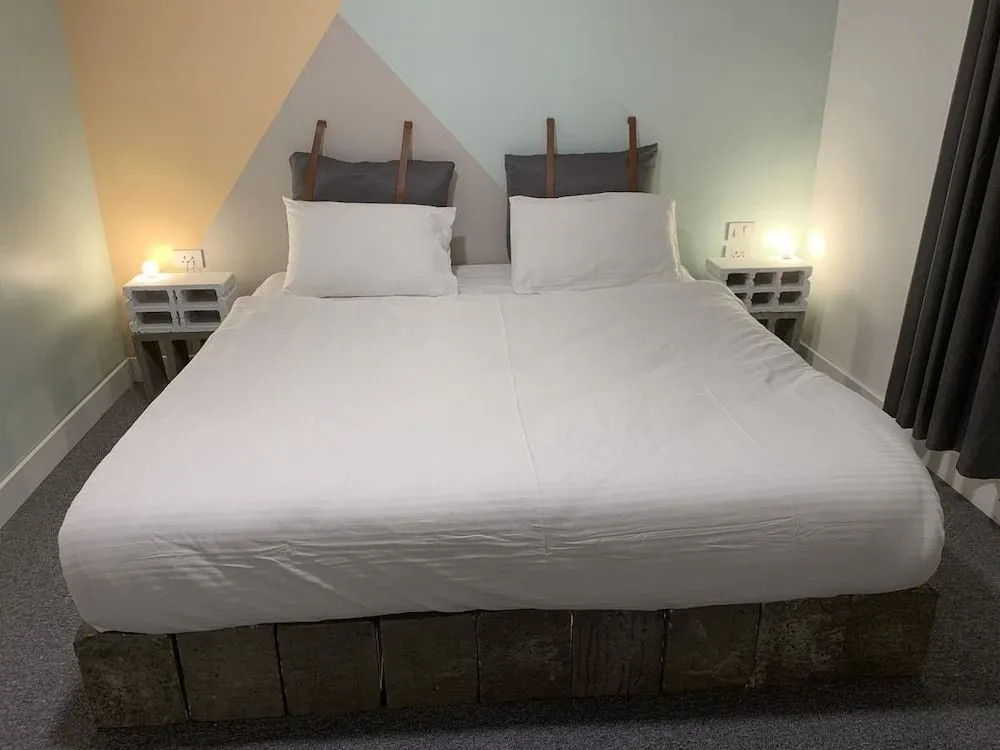 Nomads Hotel