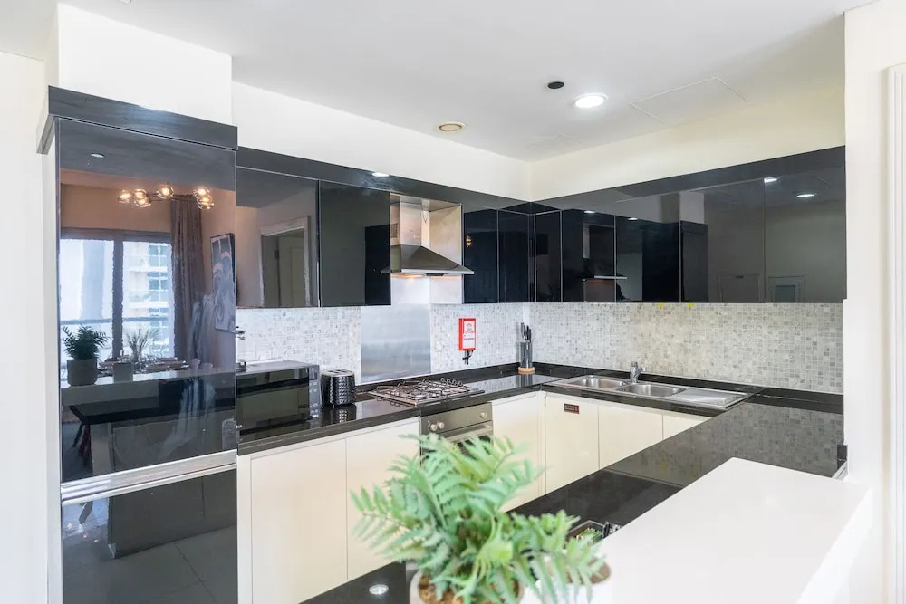 Luxury Three Bedroom in Damac Maison Near Dubai Mall by Sojo Stay