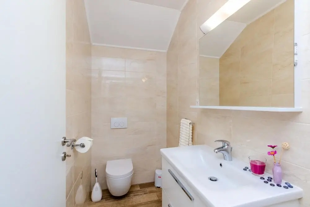 Villa Rubea - Three Bedroom Villa With Terrace and Swimming Pool ID Direct Booker 10407