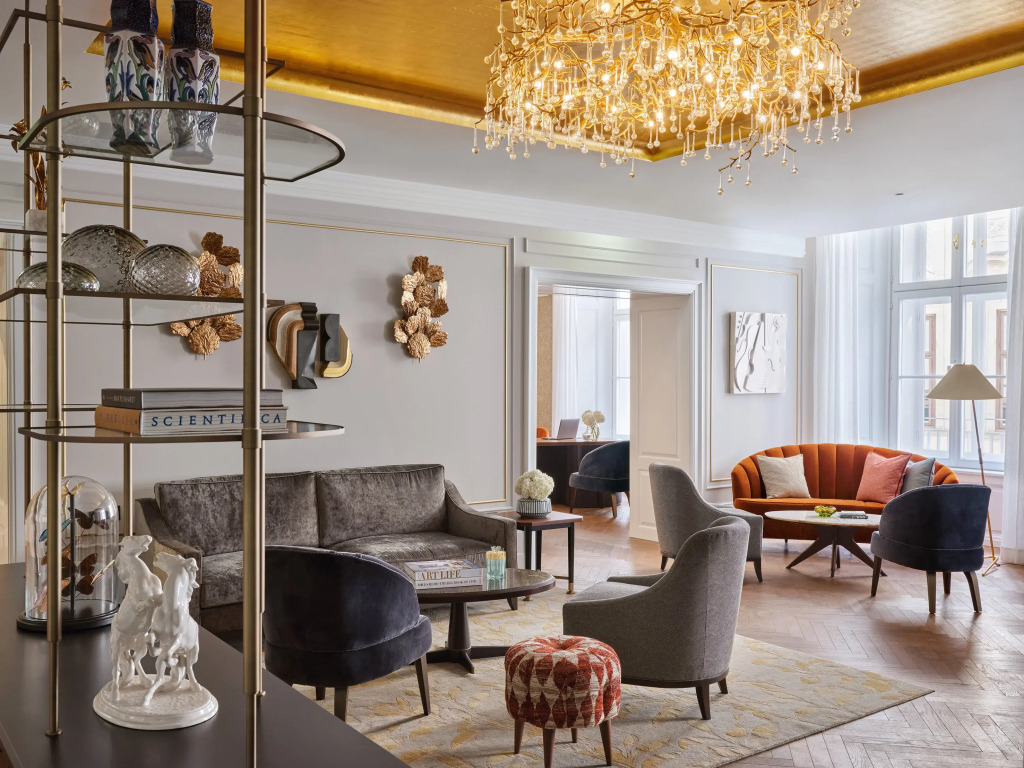 Rosewood Vienna