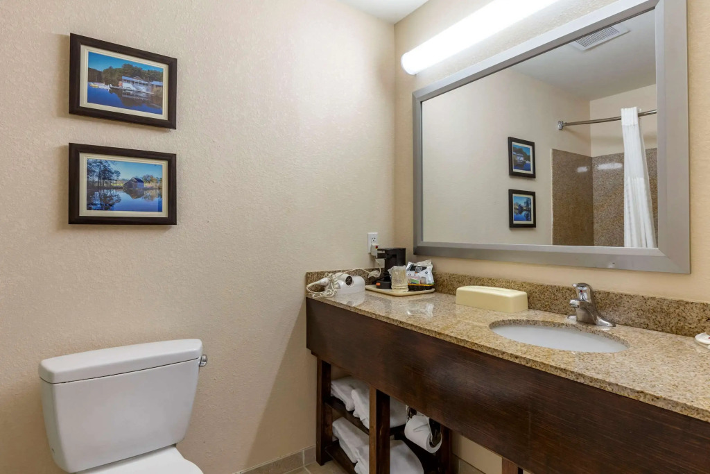 Comfort Inn Smithfield near I-95