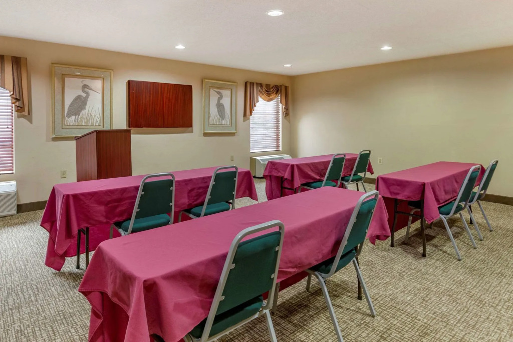 Clarion Pointe Apex - Holly Springs