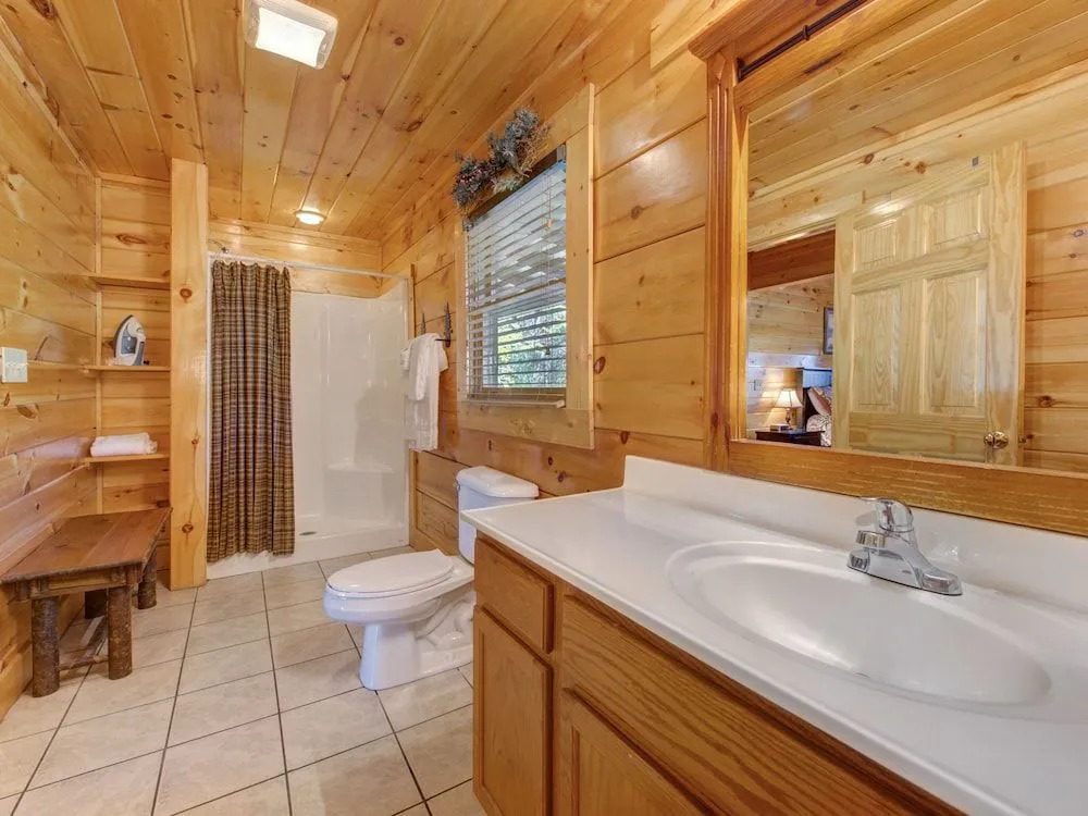 Moonlight Theater Lodge