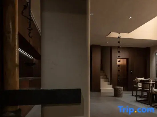 Mulan Residence (original designer homestay in the ancient city)