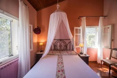 Riza Stone Cottage