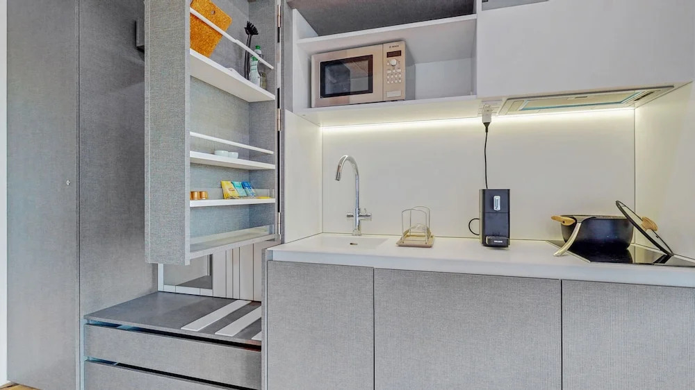 Evis Home Hotel & Apartments