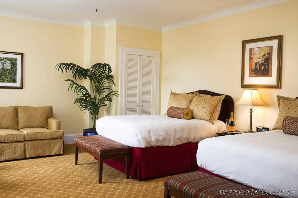 Claremont Resort & Club