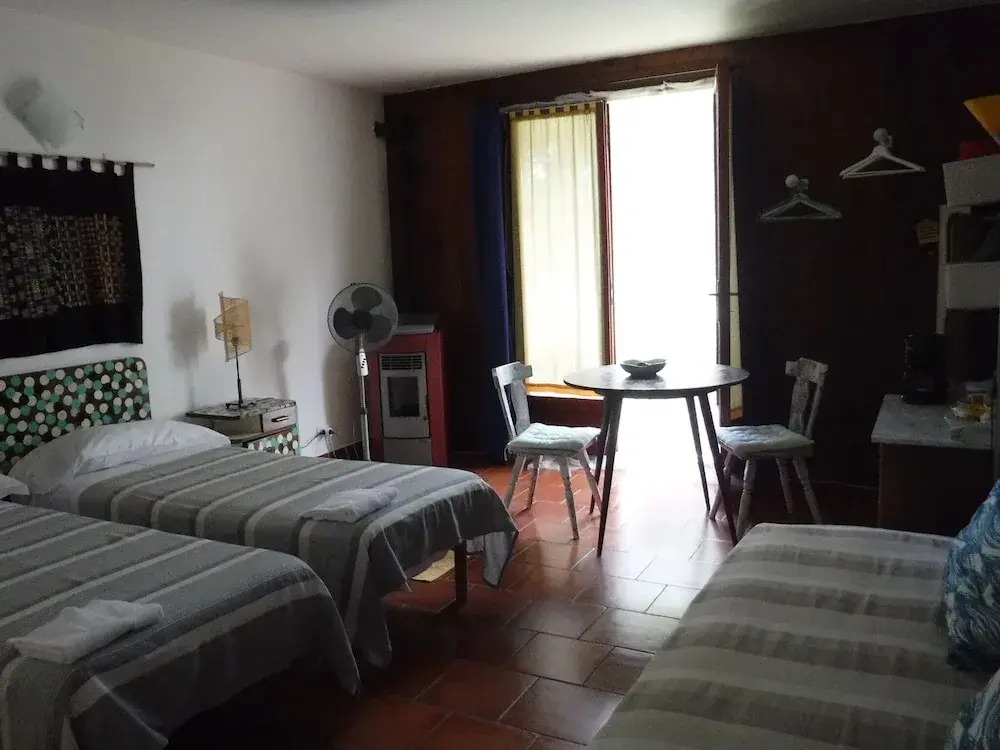 Stasion Di Pueste