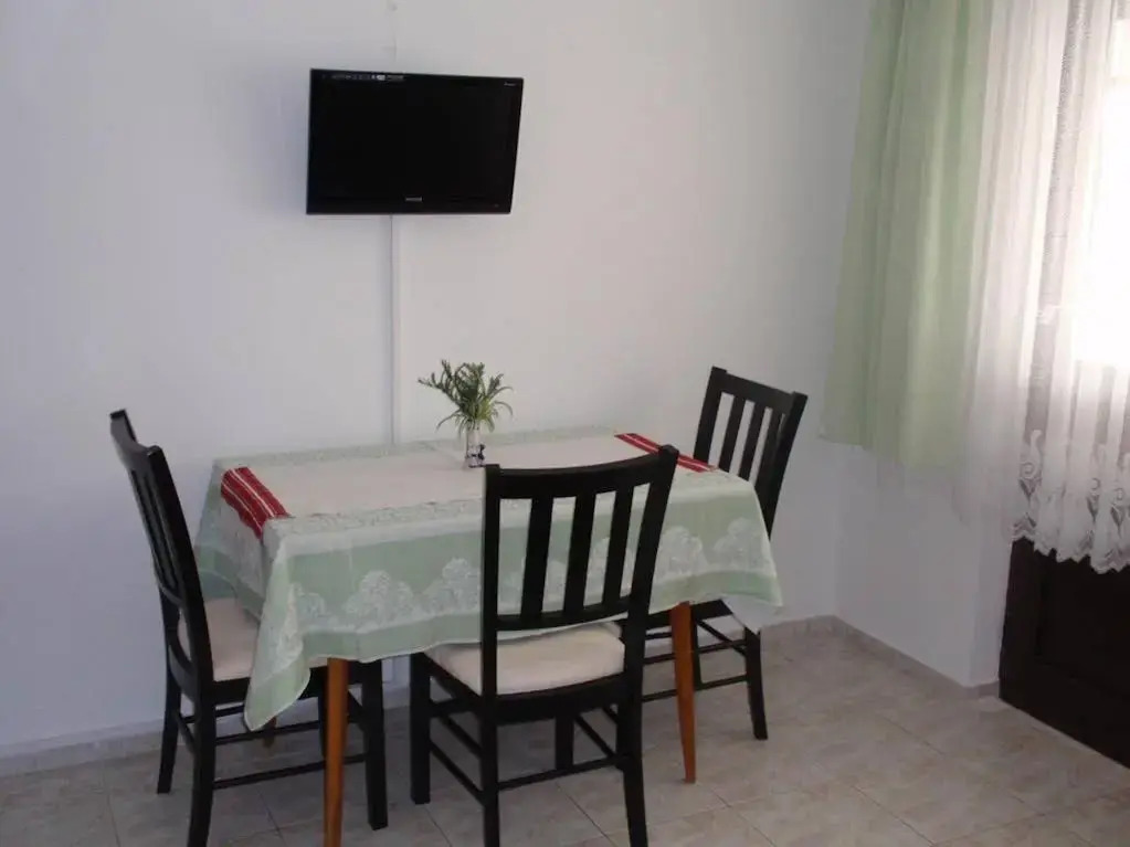 Apartments Maximir
