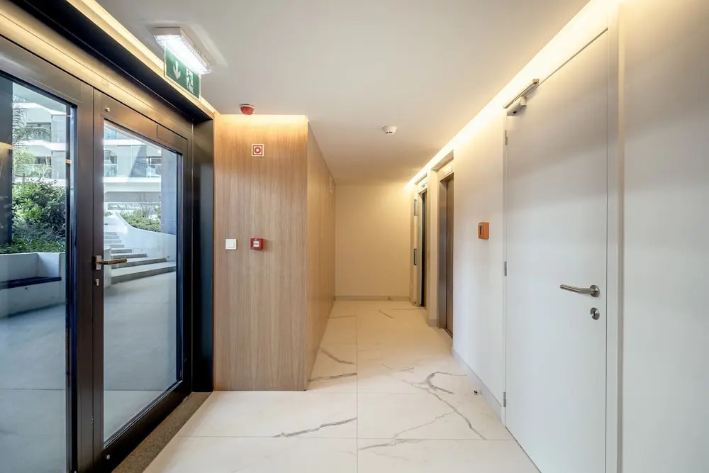 Modern Lisbon W Balcony AND Pool II by Homing