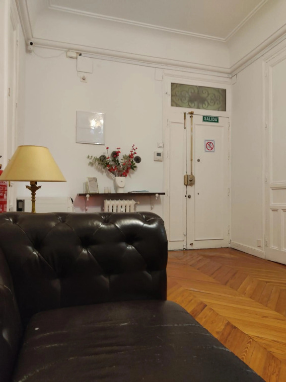Grand Via House