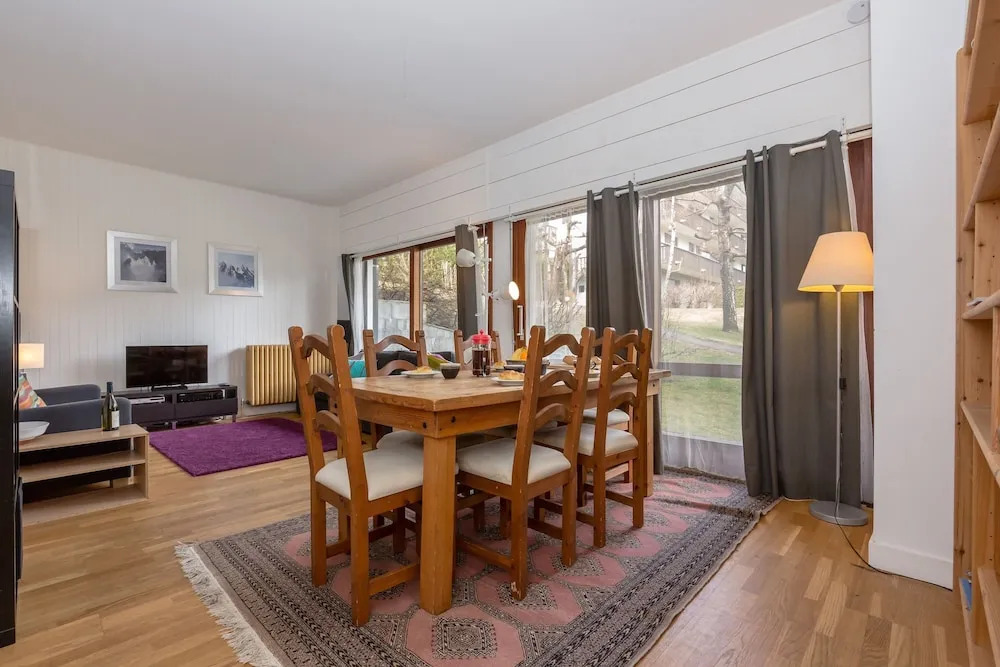 Summit Apartment