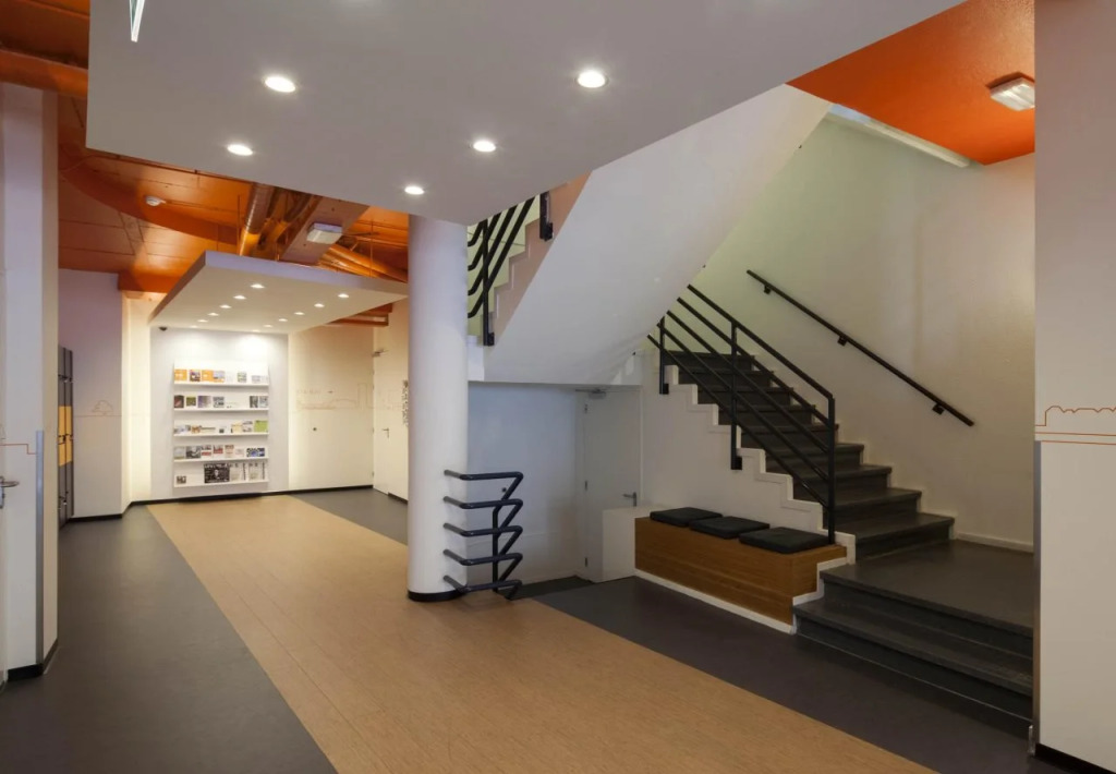 easyHotel The Hague City Centre