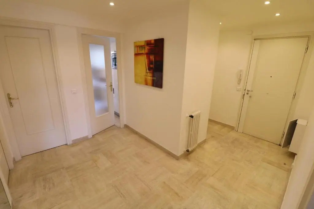 2 bedroom & studio Palais Royal 2 mins from Croisette and Carlton