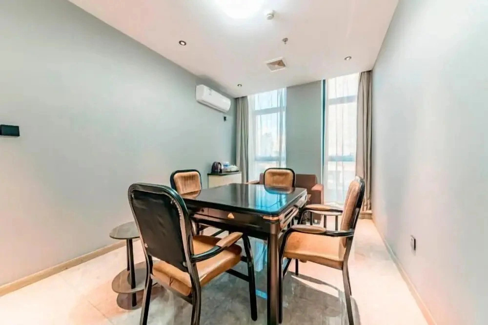 Zhuji Huayang Xinfulong Hotel