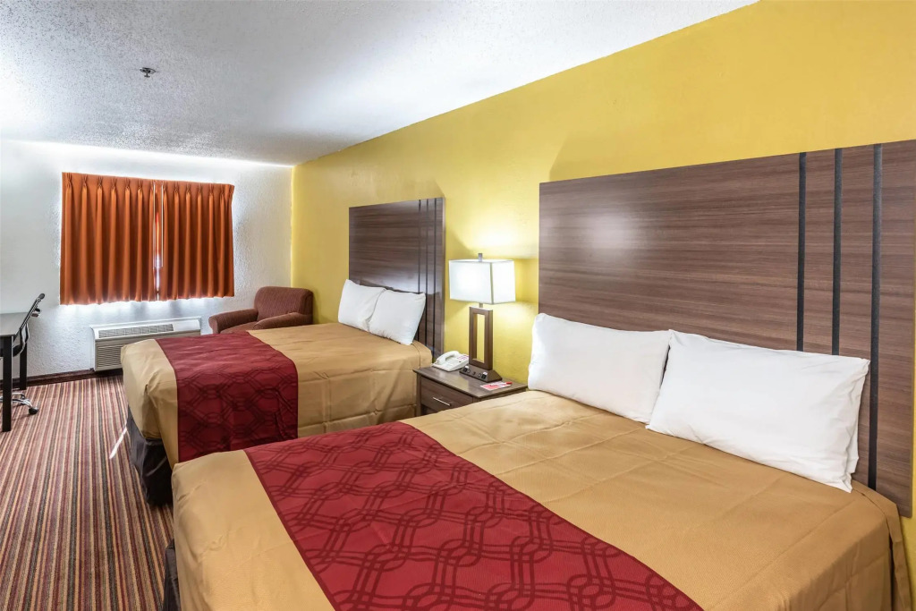 Econo Lodge Inn & Suites Mckinney - Plano North