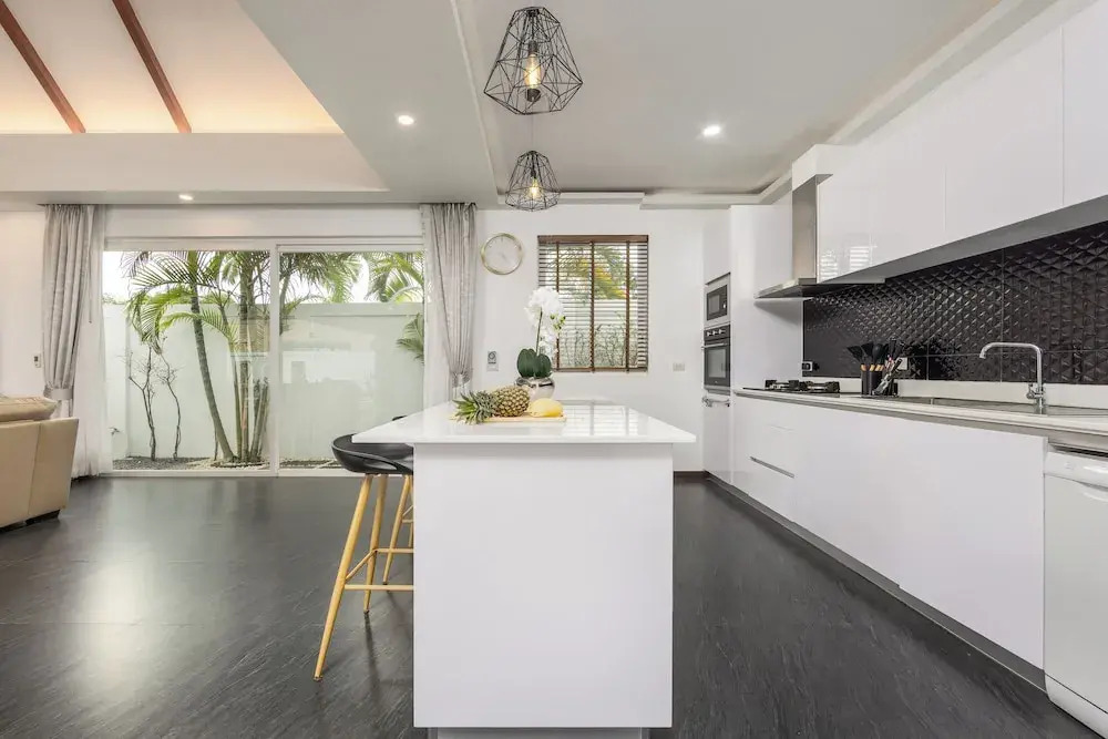 Villa Hemi 2BR Modern Thai Style