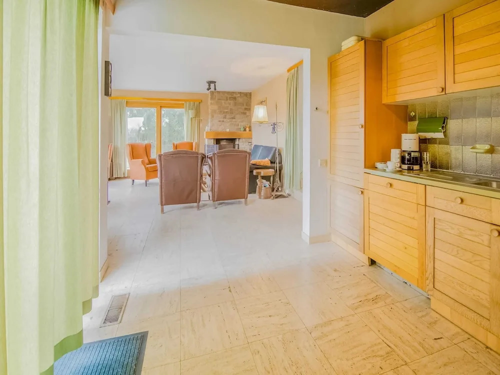 Quiet Valley View Retreat