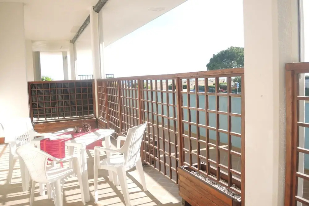 Renovated Flat Next to the Beach-beahost