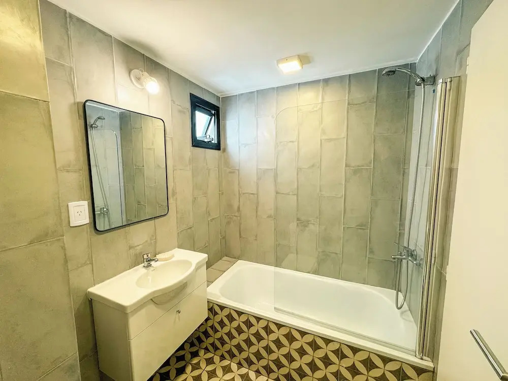 Spacious Penthouse in excellent Area by BT Homes