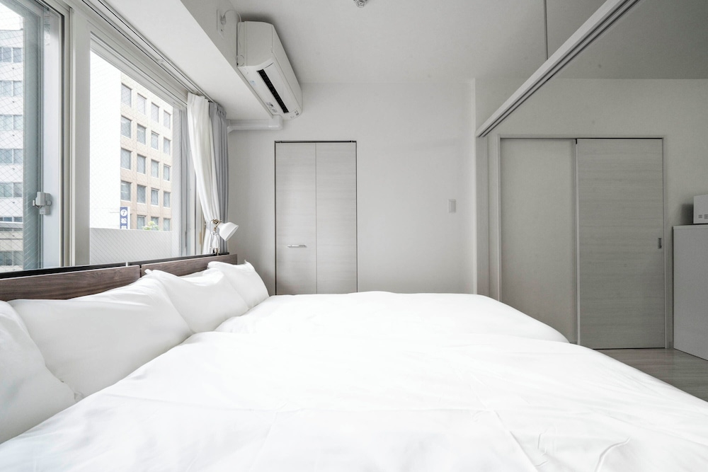 Hills Sapporo 402