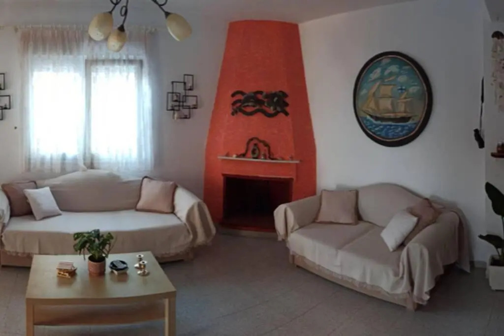 Spaceous house w/ balcony,fireplace&Lovely view