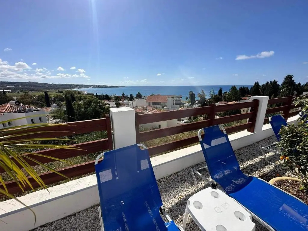 Villa Aqua Sunrise 1km From Beach With Sea Views