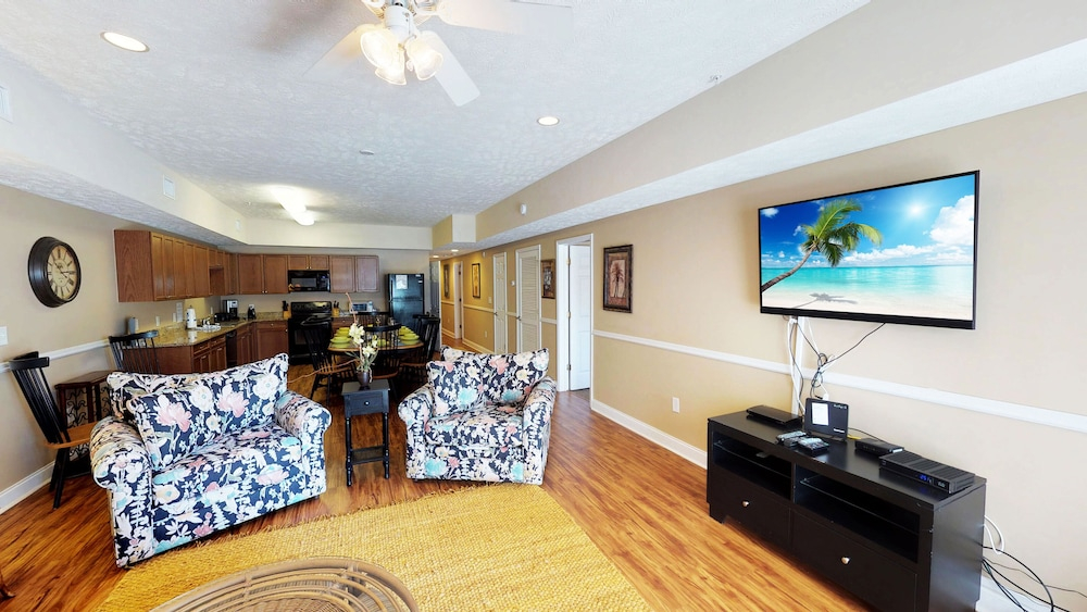 Myrtle Beach Villas 105 A