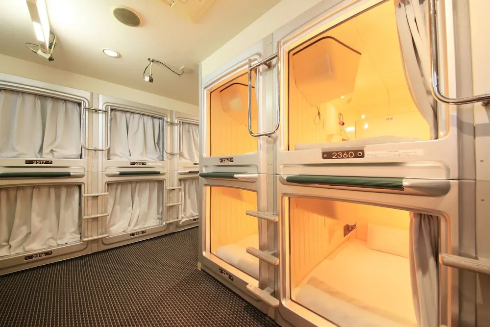 Capsule and Sauna Century