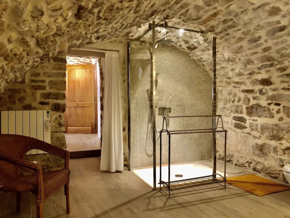 La Maison de Leonce